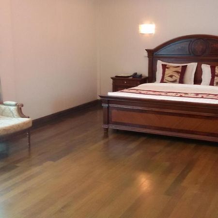 Palm Spring Resort Yangon Exterior photo