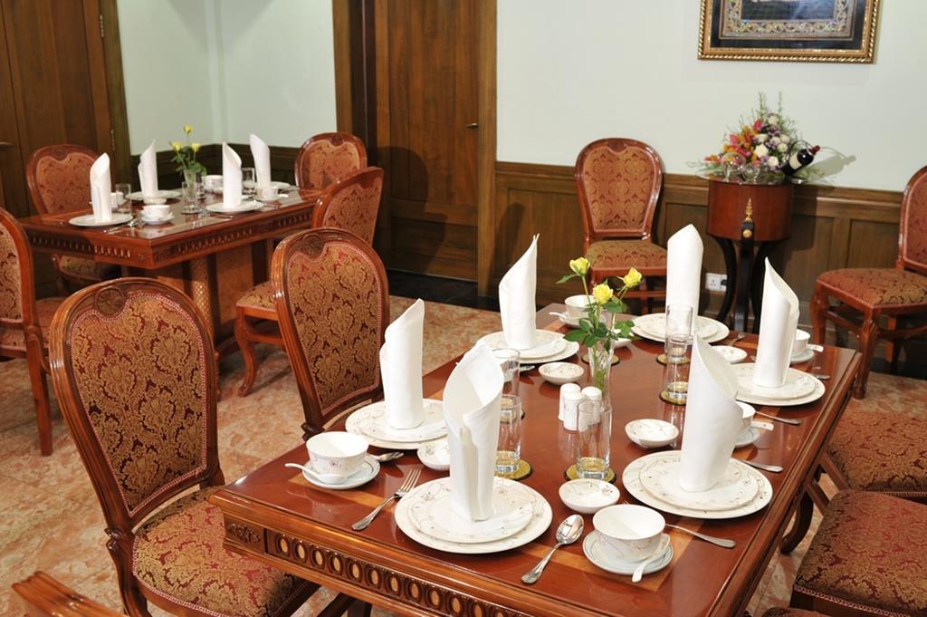 Palm Spring Resort Yangon Exterior photo