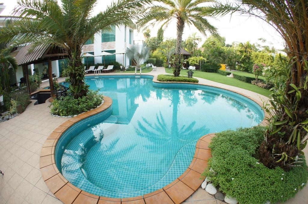 Palm Spring Resort Yangon Exterior photo