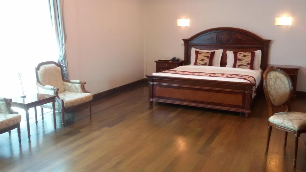 Palm Spring Resort Yangon Exterior photo
